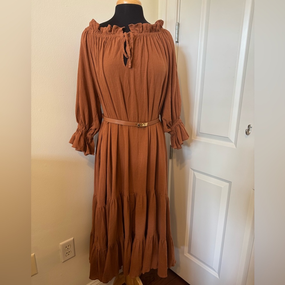 Emmaline Gown - Picture 3 of 6